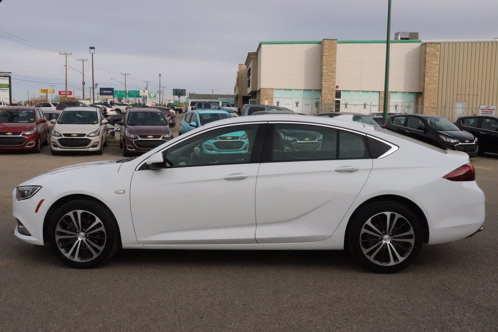 Certified Pre-Owned 2019 Buick Regal Sportback Preferred II- Rem Start ...